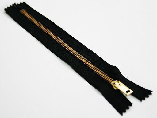 cierre fijo 15 cm metal negro