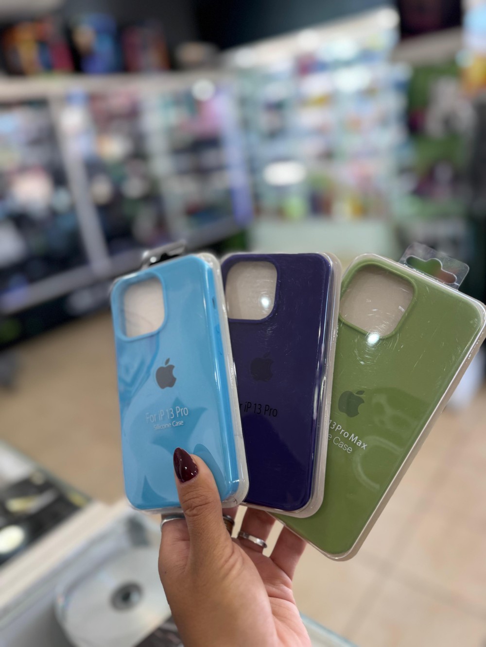 SILICON CASE IPHONE LINEA 13