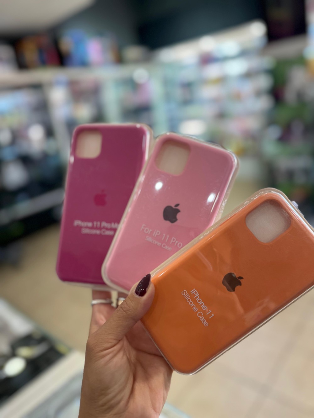 SILICON CASE IPHONE LINEA 11