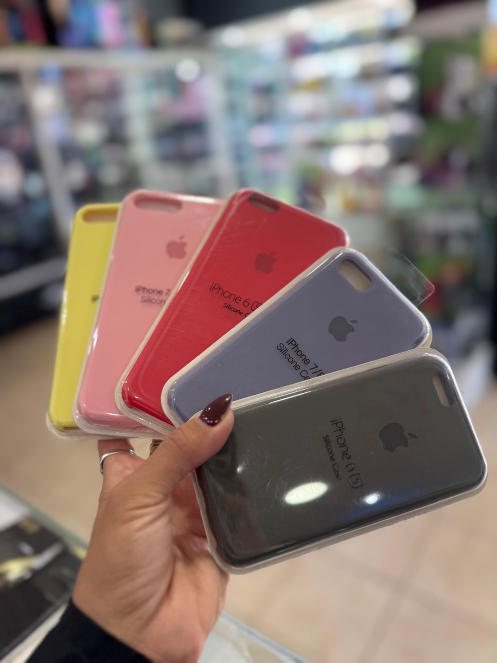 SILICON CASE IPHONE LINEA 6/7/8